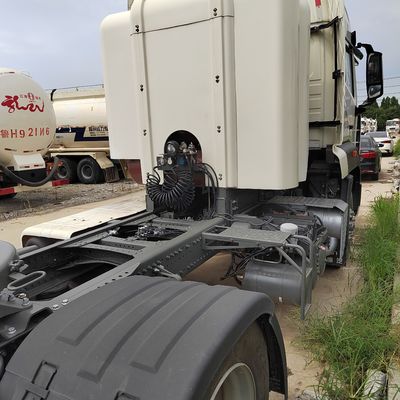 Sinotruck Sitrak HOWO 6X4 CNG-Schwerlastwagen mit fortschrittlicher Technologie und Features