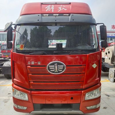 Rohrloser Reifenentwurf FAW Jiefang J6plng Gas 6X4 und 6X2 Traktionstransportfahrzeuge Traktoren