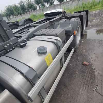6 Monate Kundendienst auf Wunsch Sinotruk Sitrak HOWO Traktor für schwere Lasten