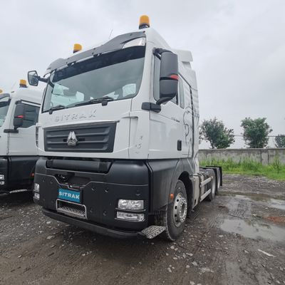 390PS Sinotruk Sitrak Traktor mit Luftfederungssitz und 6 Monate Nachverkaufsservice