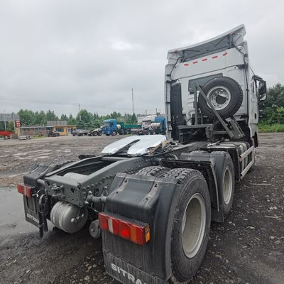 Kapazität Handgetriebe Sinotruk Sitrak CNG-Traktor für Ferntransport