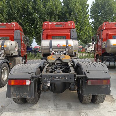 CA4250P66M25T1E6 6X4 Zugfahrzeug mit Servolenkung und DOT-Zertifizierung