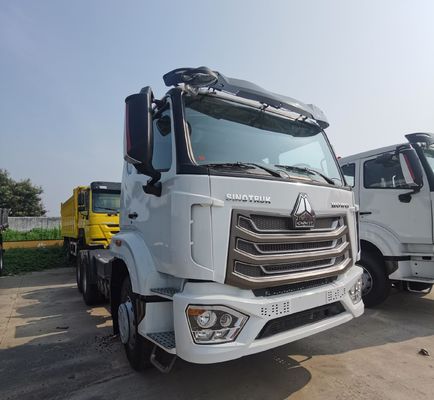 Sinotruk HOWO 400 PS Tank für Mülltransporter Rohrloser Reifendesign für Schwerlastbetrieb