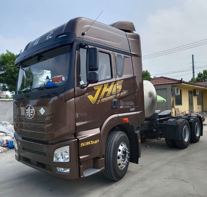 630 PS Rohrlose Steuerung Gaszugzug Anhänger Lkw 6*4 mit Carbonstahl-Ladebüro