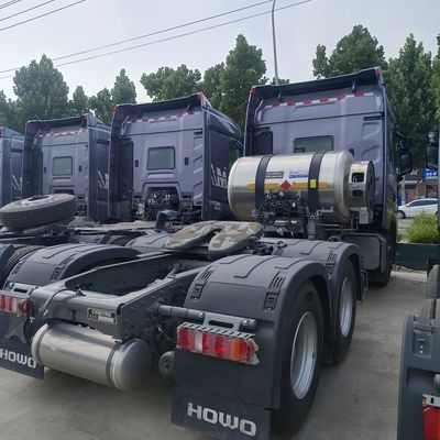 Haowo LNG Traktor Lkw 580 PS bis 700 PS Traktor mit kundenspezifischem Antriebsrad 6 × 4