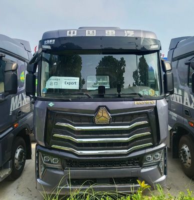 2024 Schwerlastwagen HOWO LNG 6 * 4/4 * 2/6 * 2 480 PS bis 700 PS für den Transport