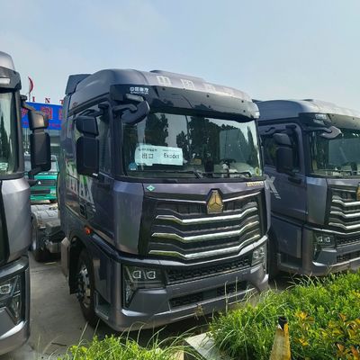 Customisierter 2024 HOWO LNG Traktor LKW 480 PS bis 700 PS für den Transport