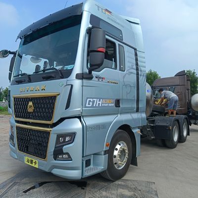 630 PS 6*4 2024 Shandeka G7h LNG-Traktor für den Transport von 8,25 m*2,55 m*3,96 m Ladung