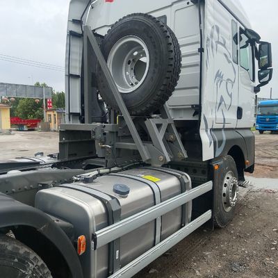 Ein spezialisierter 2024 Shandeka C7h390HP Gastransporter mit wirtschaftlicher Traktionsfähigkeit