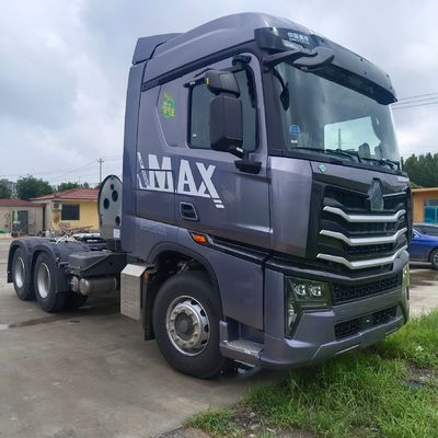 Max HOWO LNG Automatikgetriebe Traktorfahrzeug mit Paketbruttogewicht 8800kg