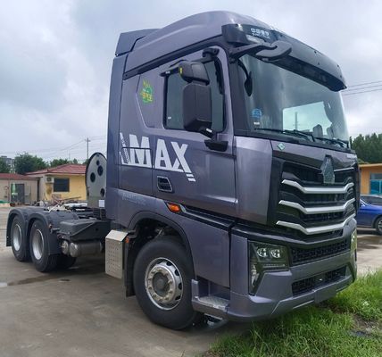 6x4 Lastkapazität 31-40 t HOWO Gas LNG540HP Automatisches Getriebe Traktionstransportfahrzeug