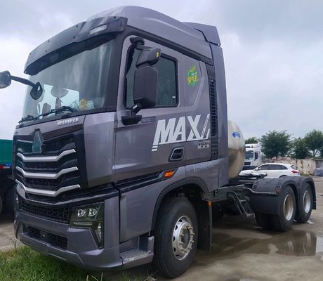 2024 HOWO 6X4LNG540HP Traktor mit automatischem Getriebe