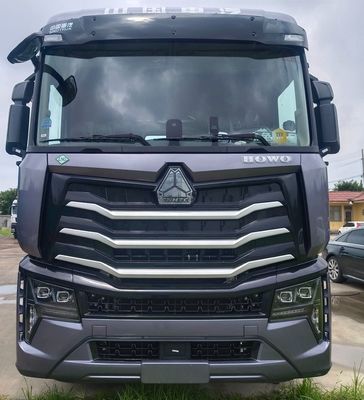 2024 Heavy Duty National HOWO 336/371/540HP 6X4/4X4 10/8 Rad Traktions Lkw Kopf Lkw Sitzplätze ≤5