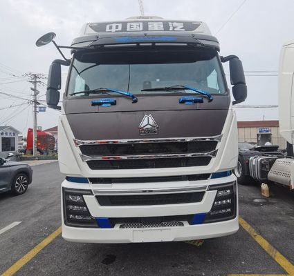 Anzahl der Schläge Viertakt-Sinotruk HOWO 6X4 Schwerlastwagen für schwere Lasten
