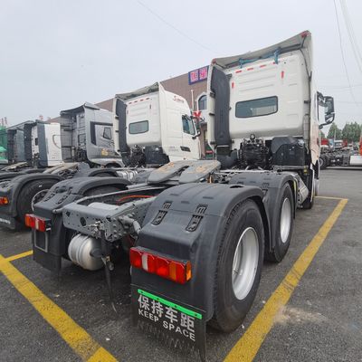 Natürlicher Luftsauger Sinotruk 6X4 Schwerlastwagen Ihre ultimative Transportlösung