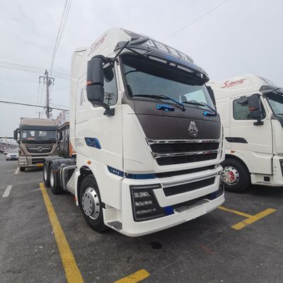 6-Zylinder Kick Start Sinotruk HOWO 6X4 Schwerlastfahrzeug Hochleistung und Zuverlässigkeit