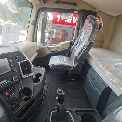JAC 6X4 Lkw mit 600L Kraftstofftank Rohrloser Reifenentwurf 351-450 PS