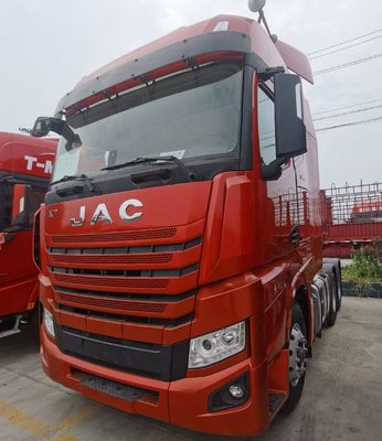 Dieselfahrzeug JAC 6X4 für Schwerlastzug und Fahrersitz