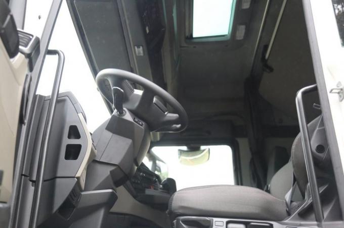 Man′s Tgx Heavy-Duty Truck with 6X4 Transmission and Air Suspension Driver Seat