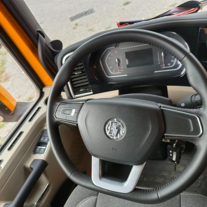 China′s Second-Hand Delong 8X4 12 Wheel Mining Transport Dump Truck
